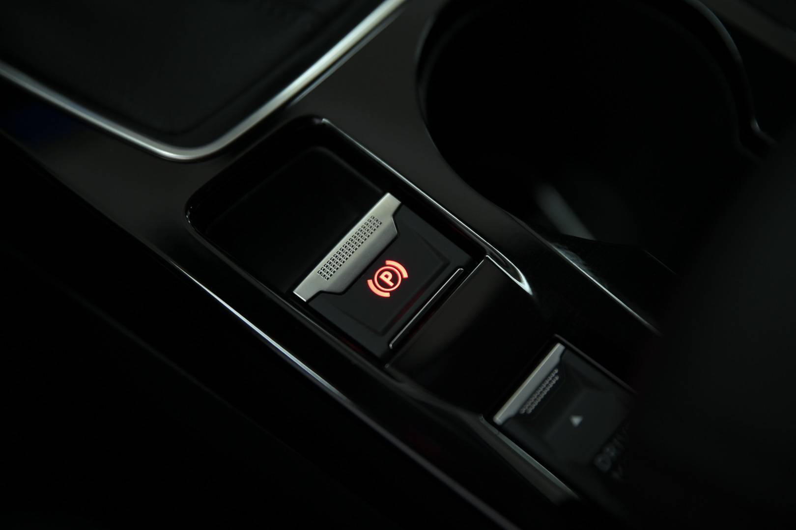 PEUGEOT 208 - Foto 21