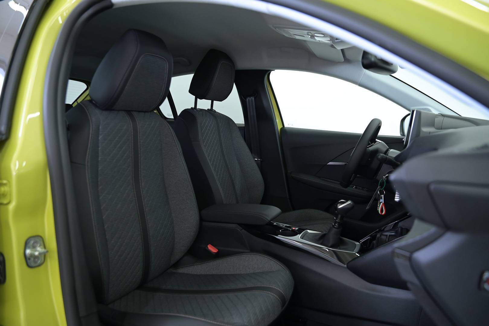 PEUGEOT 208 - Foto 25
