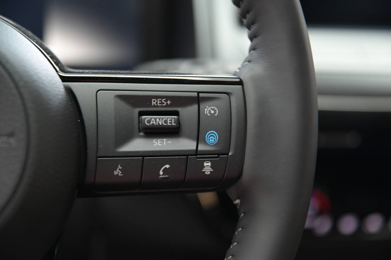NISSAN Qashqai - Foto 17
