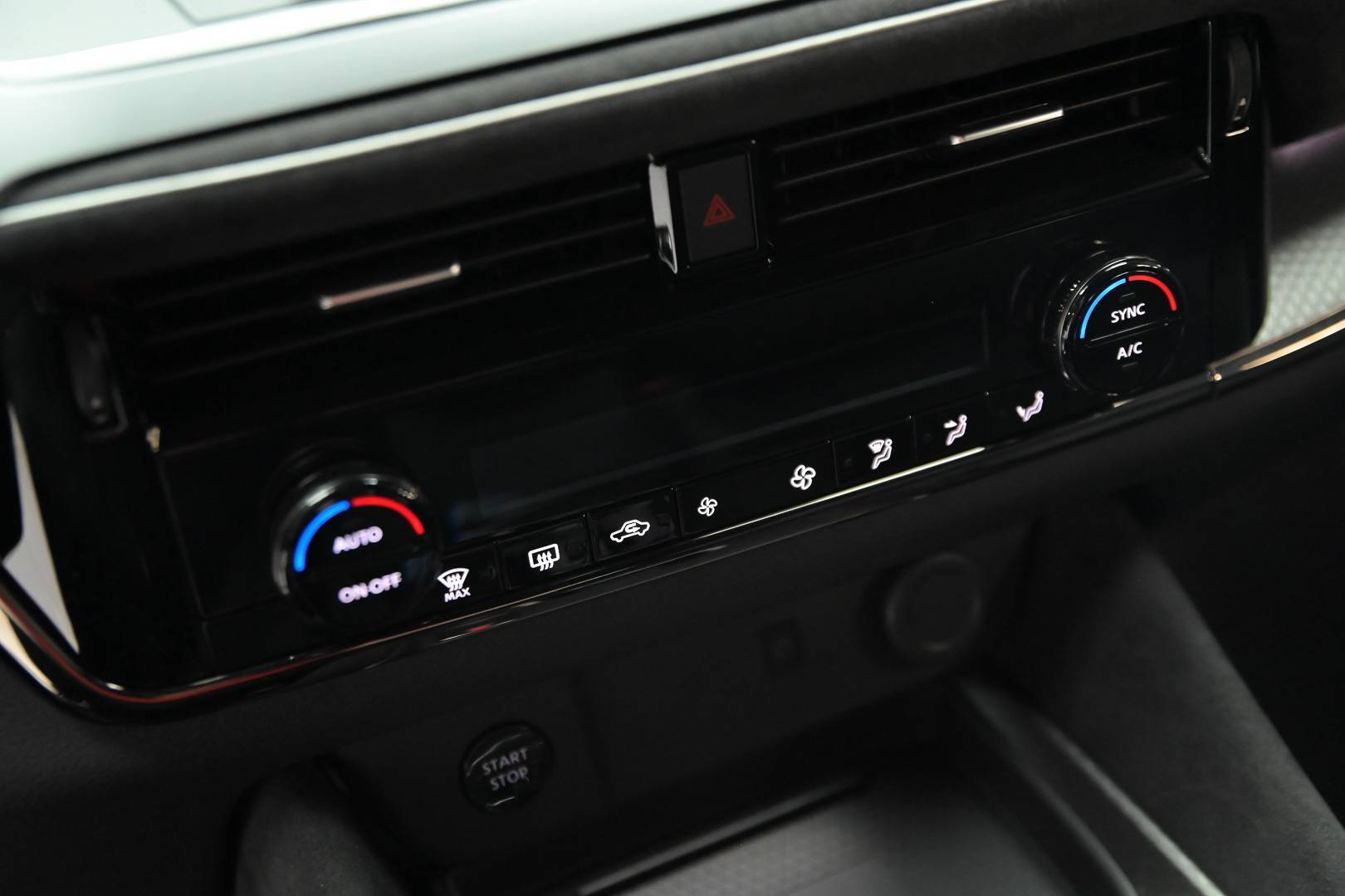 NISSAN Qashqai - Foto 23