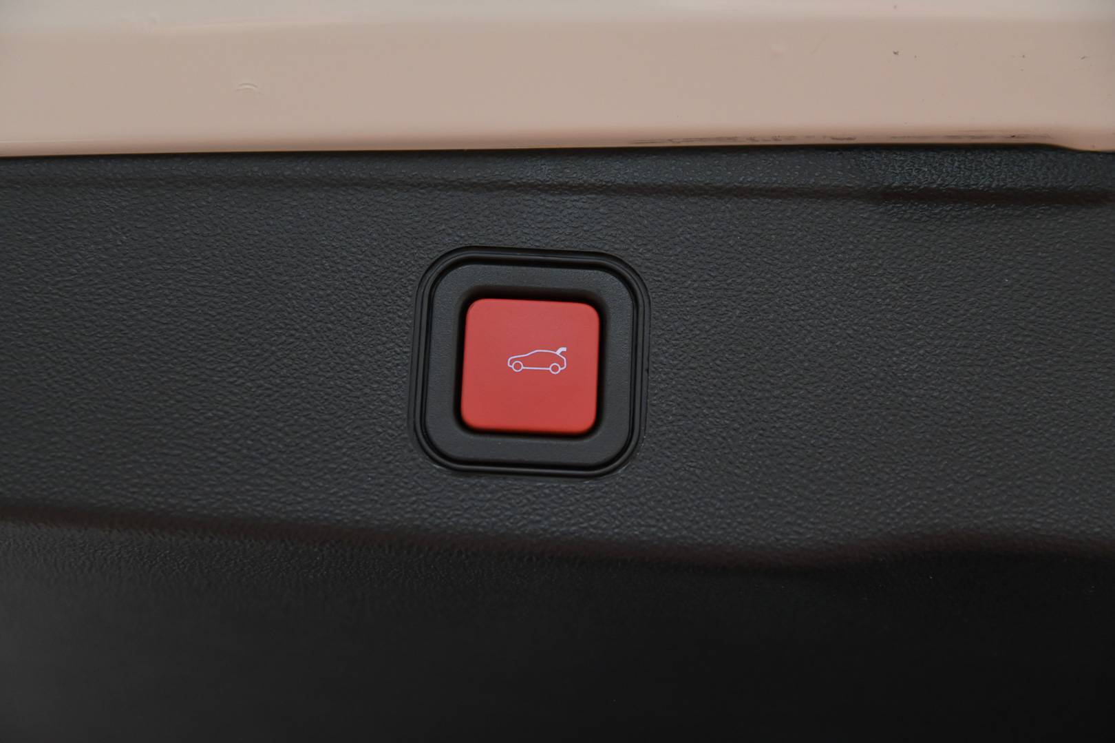 JEEP Avenger - Foto 6
