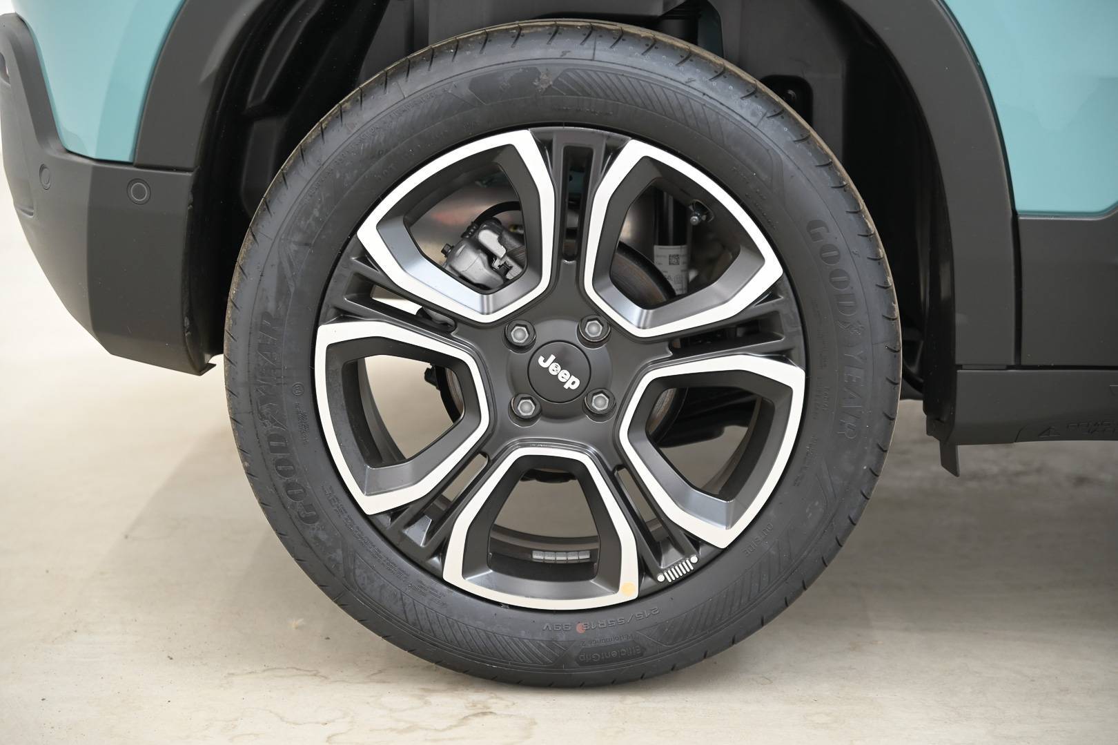 JEEP Avenger - Foto 11