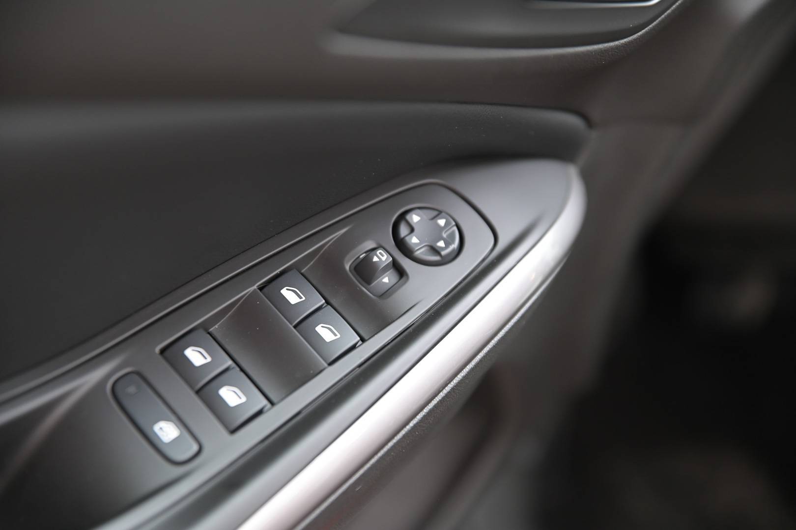 OPEL Grandland - Foto 14
