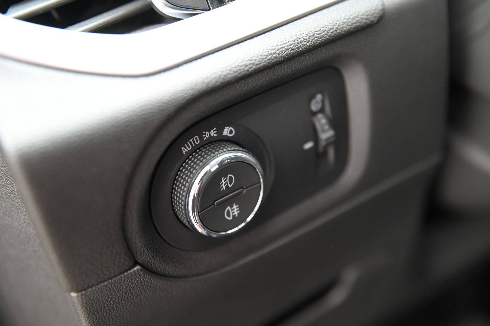 OPEL Grandland - Foto 15