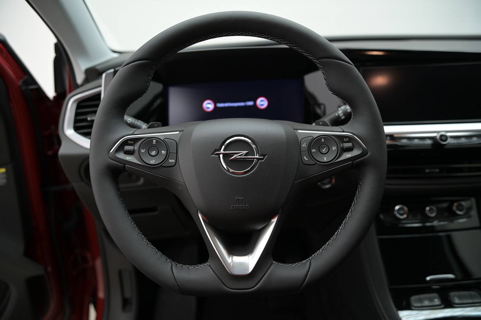 OPEL Grandland - Foto 19