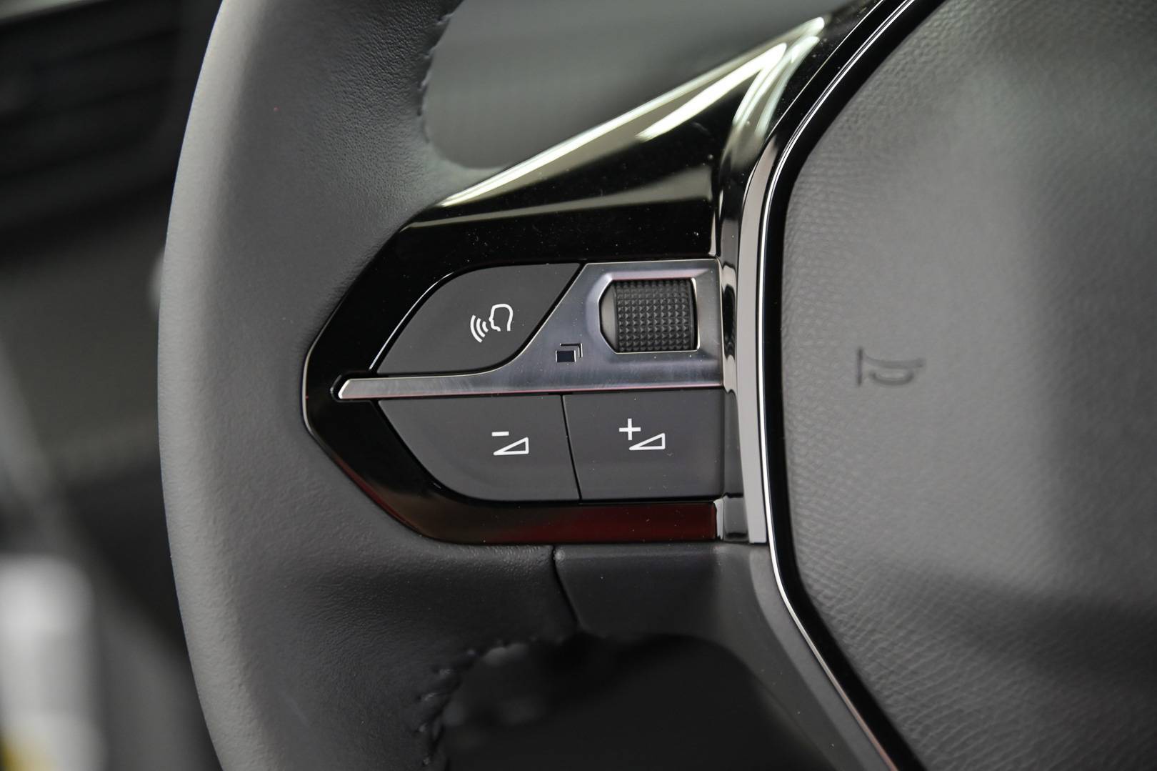 PEUGEOT 2008 - Foto 15