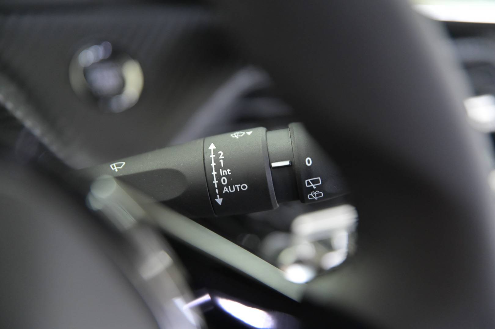 PEUGEOT 2008 - Foto 17