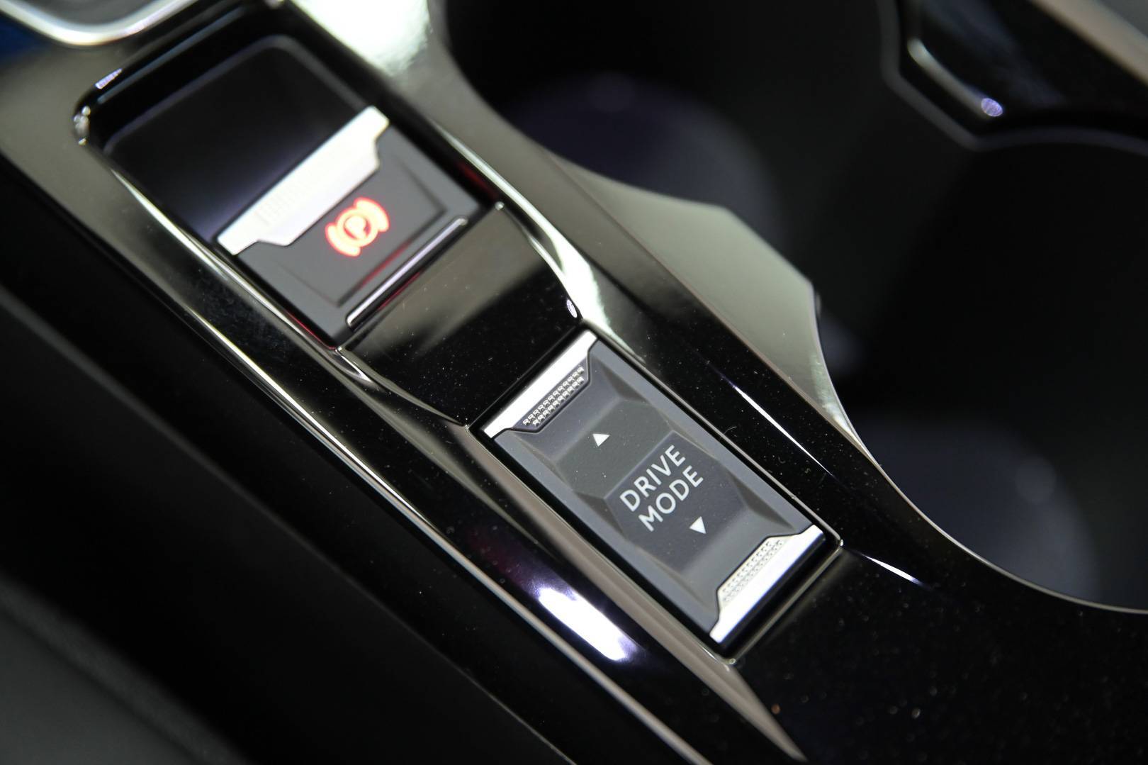 PEUGEOT 2008 - Foto 21
