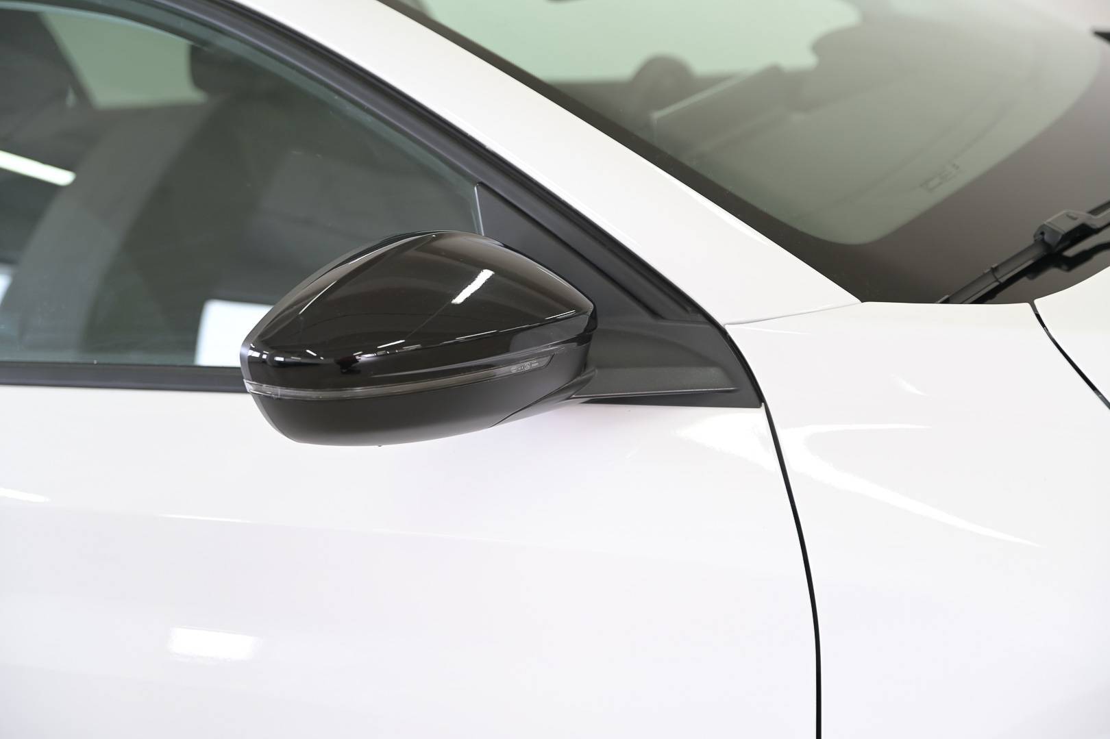 PEUGEOT 208 - Foto 8
