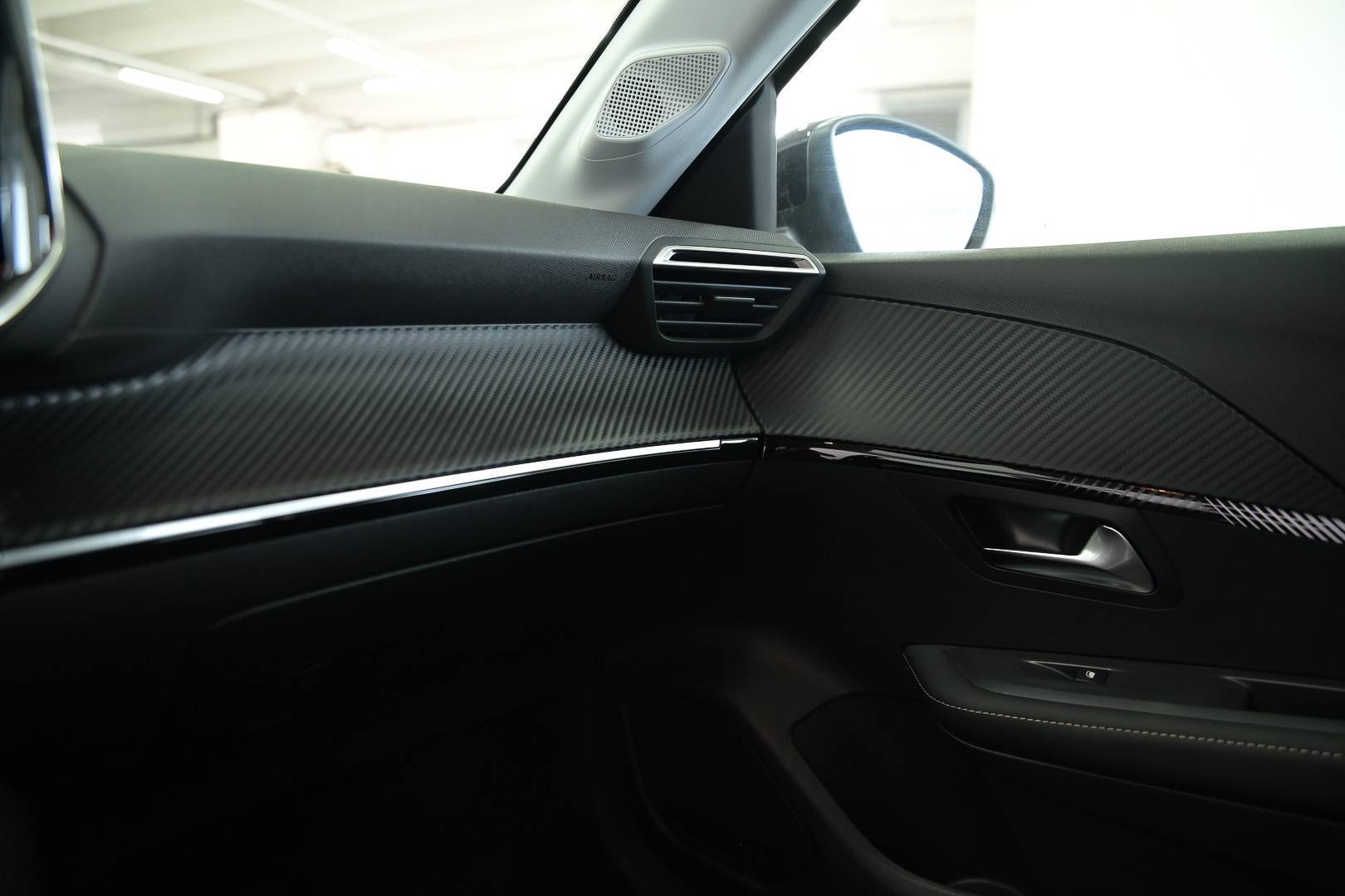 PEUGEOT 208 - Foto 12