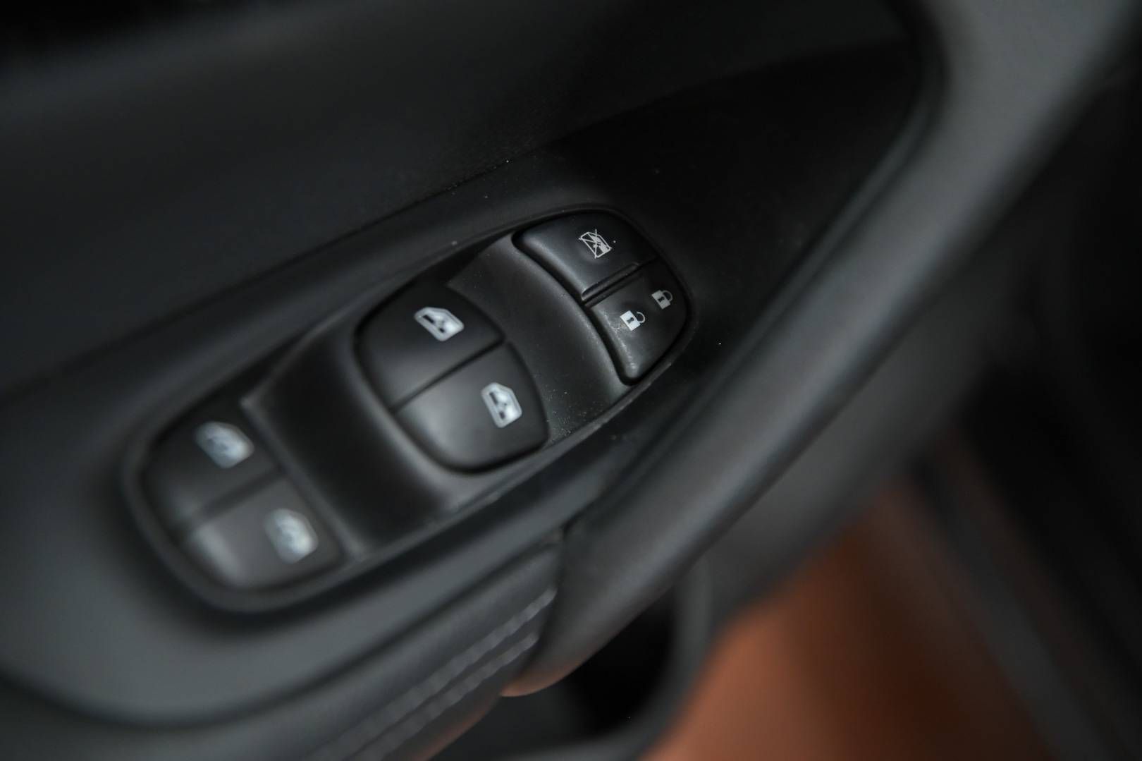 NISSAN Qashqai - Foto 10