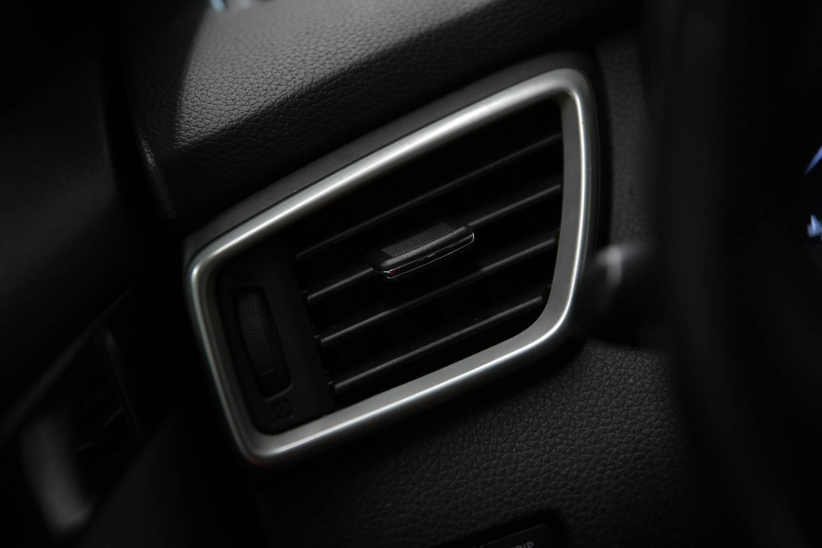 NISSAN Qashqai - Foto 23