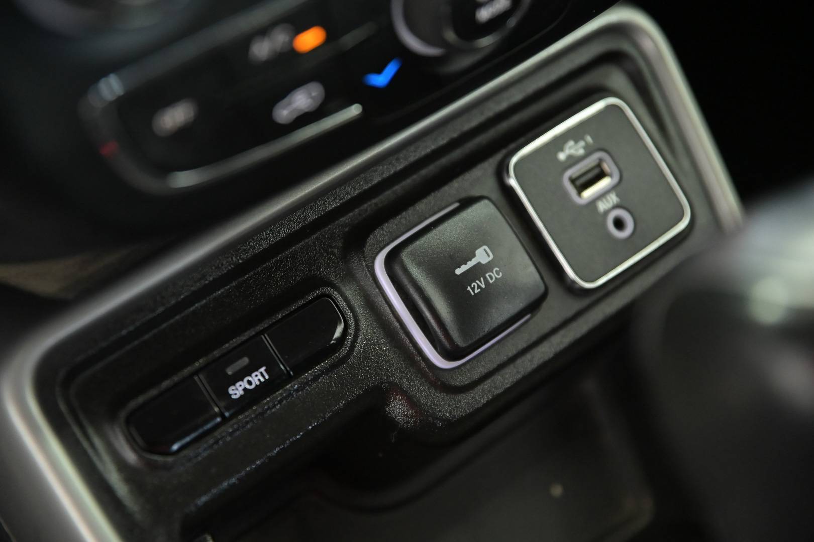 JEEP Compass - Foto 21