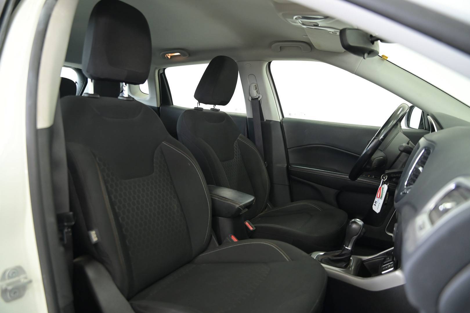 JEEP Compass - Foto 26