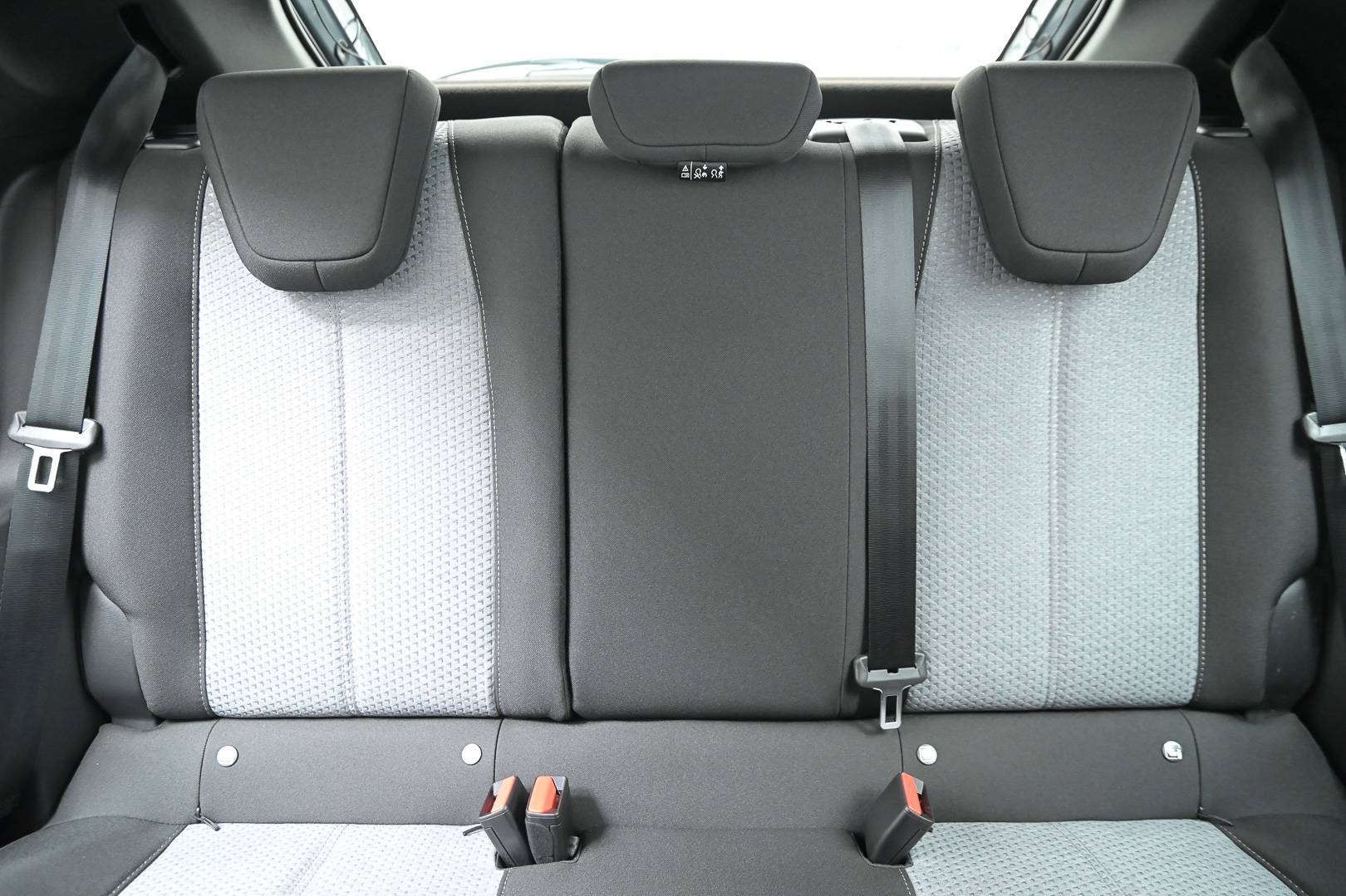 OPEL Corsa - Foto 7