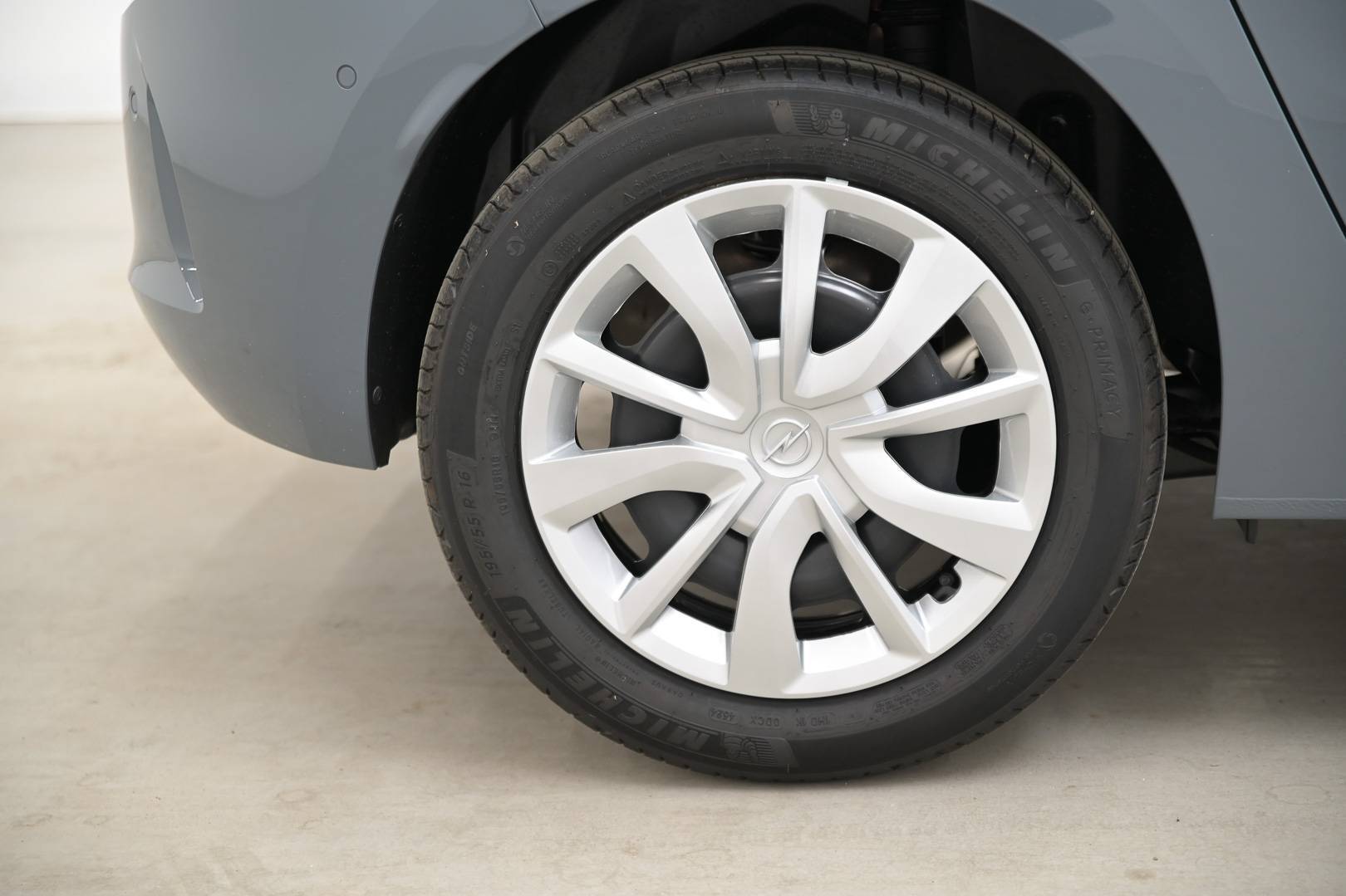 OPEL Corsa - Foto 10