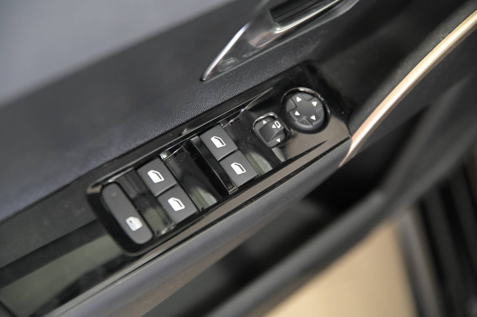 LANCIA Ypsilon - Foto 10