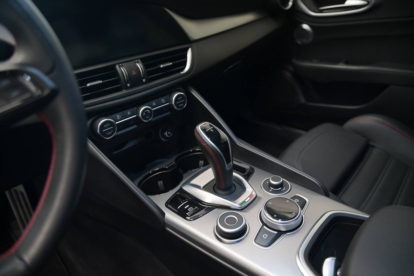 ALFA ROMEO GIULIA - Foto 13