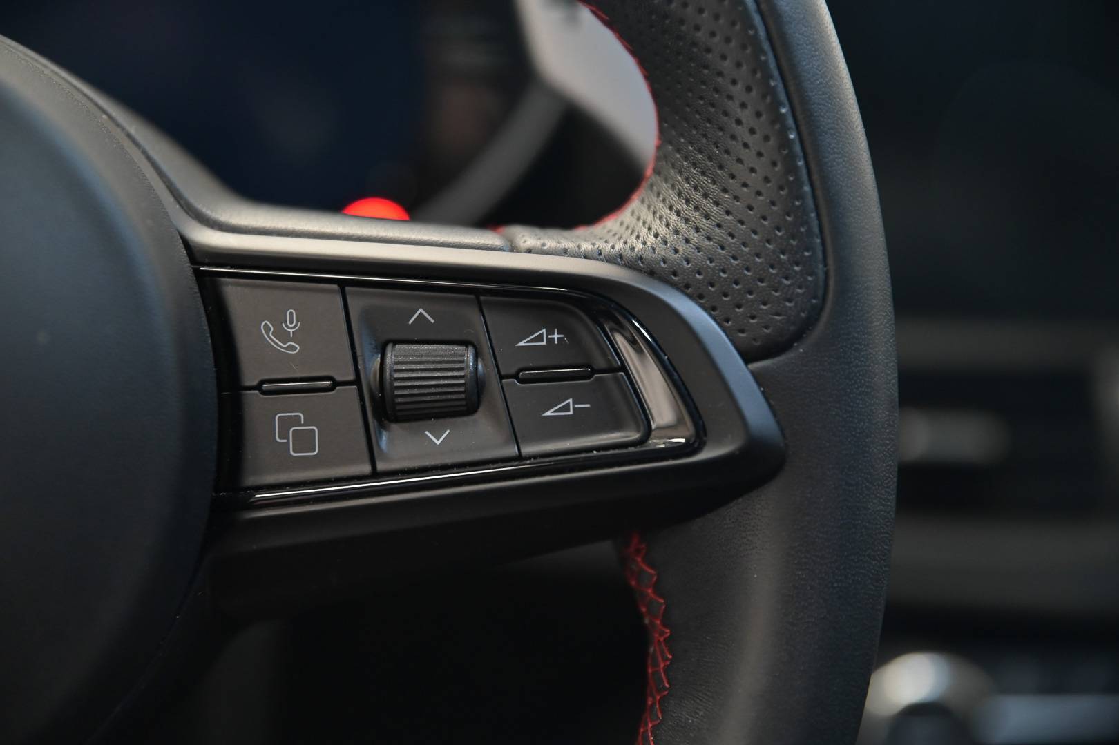 ALFA ROMEO GIULIA - Foto 17