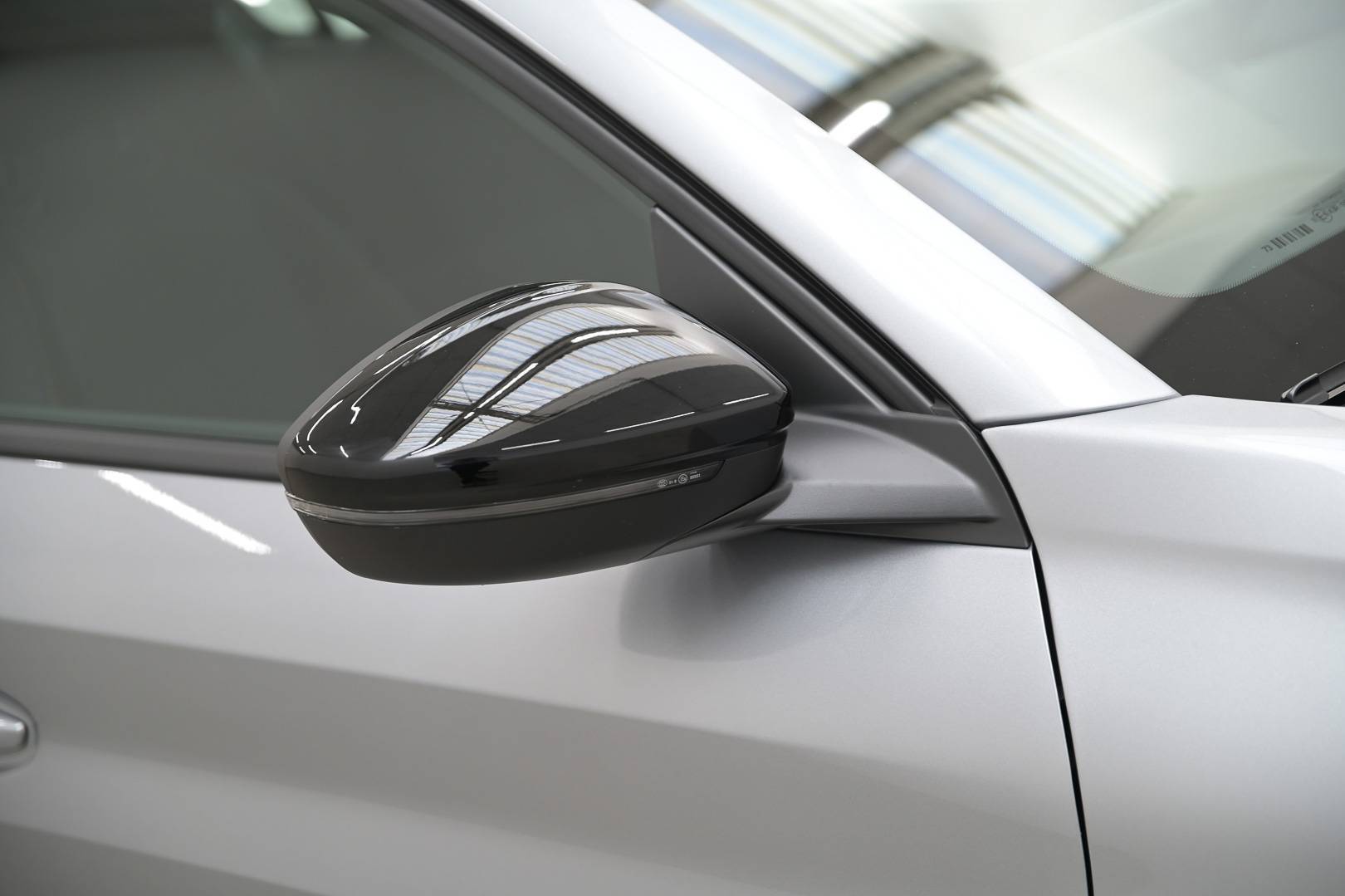 PEUGEOT 208 - Foto 11