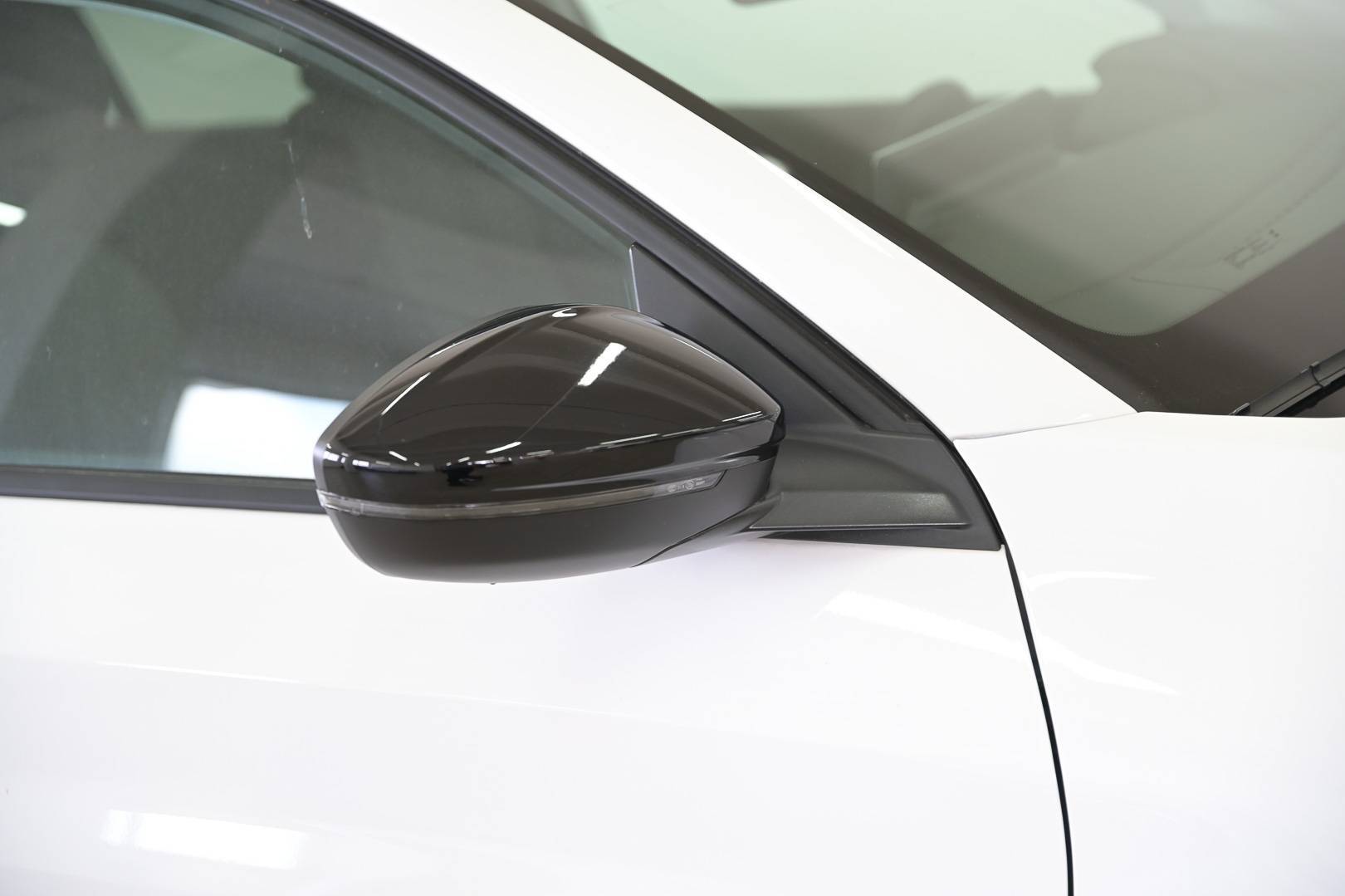 PEUGEOT 208 - Foto 8