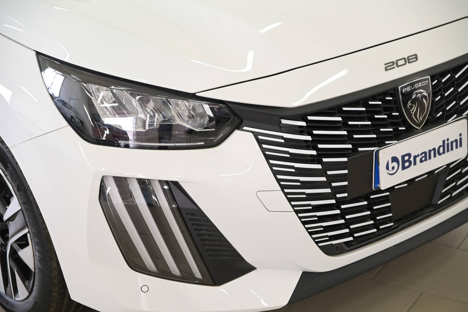 PEUGEOT 208 - Foto 9