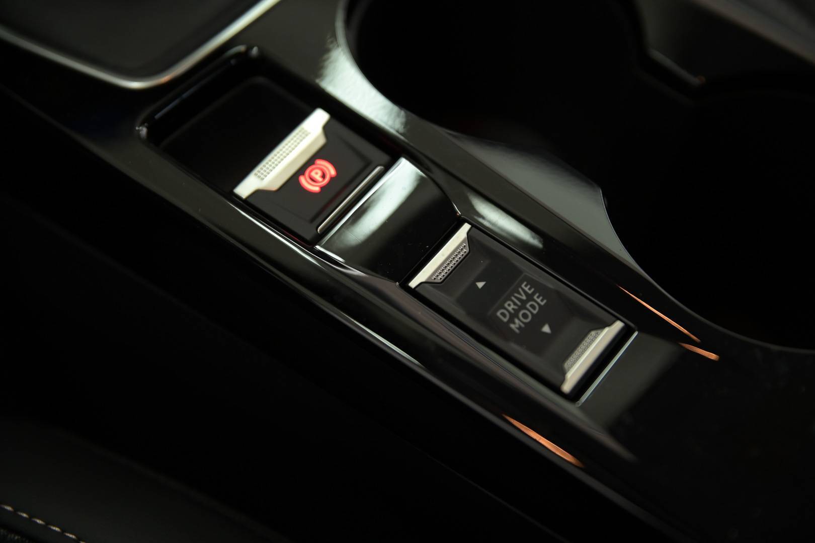 PEUGEOT 208 - Foto 22