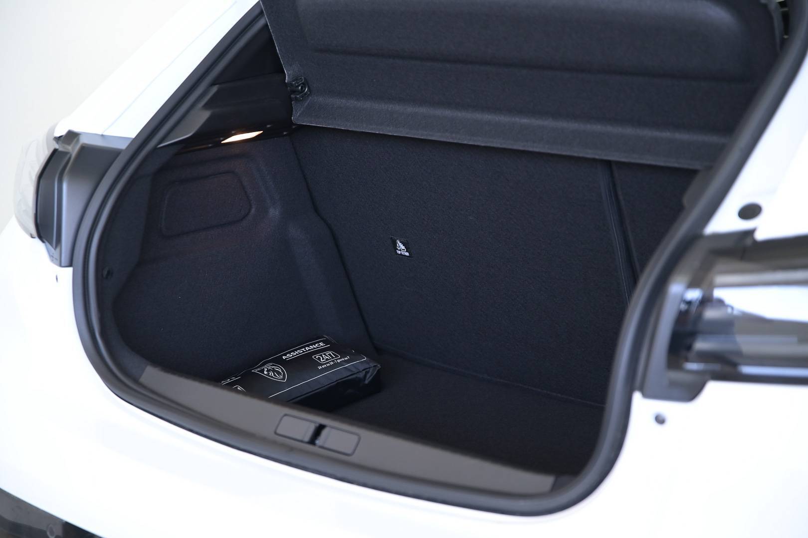 PEUGEOT 208 - Foto 5