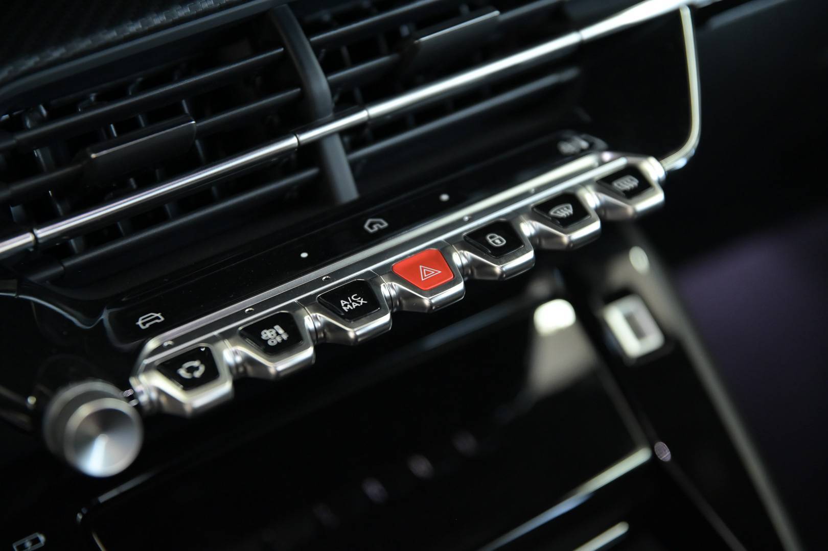 PEUGEOT 208 - Foto 20