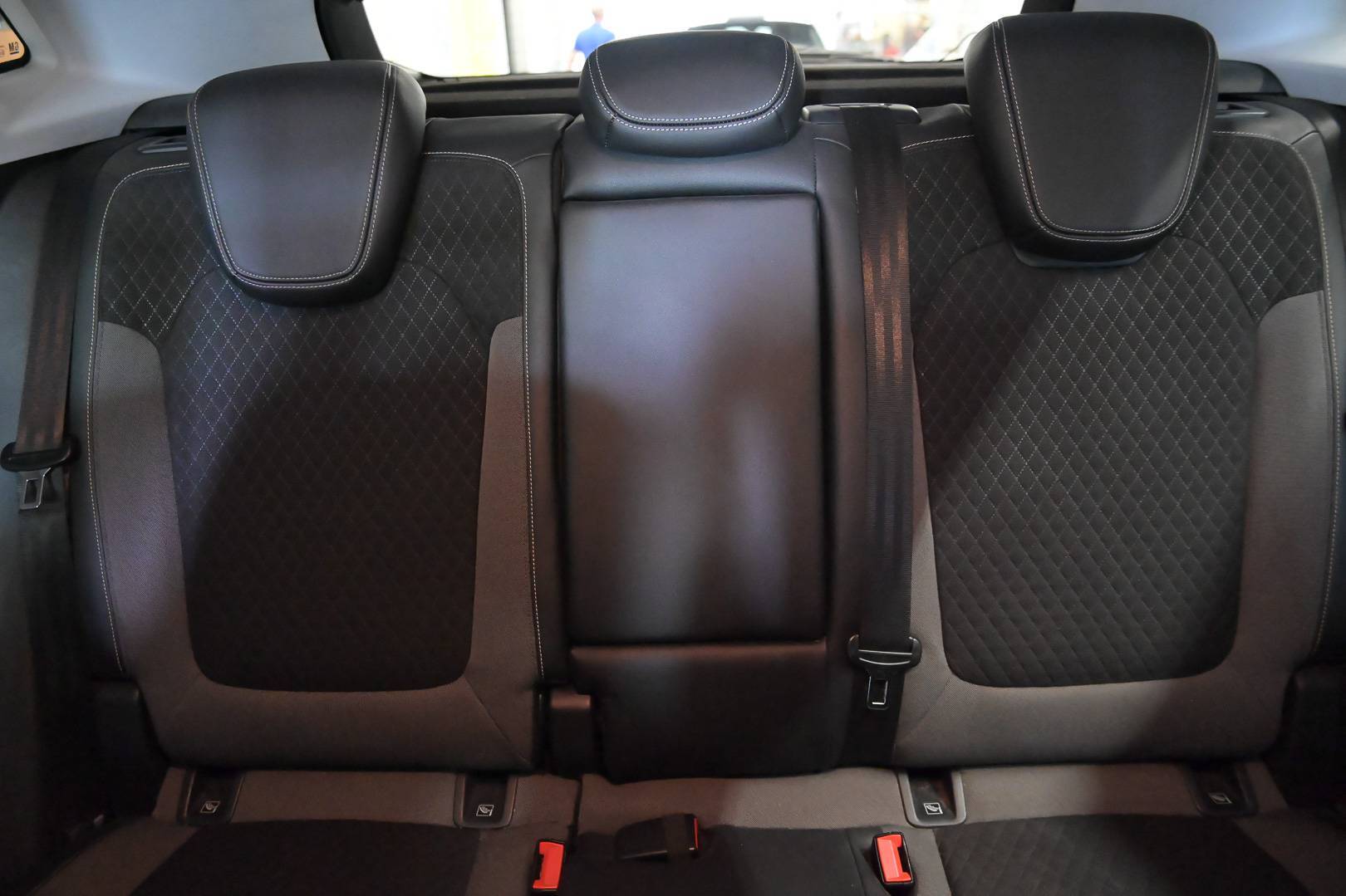OPEL Grandland X - Foto 25