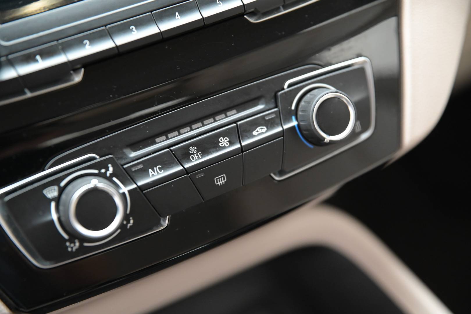 BMW X1 - Foto 21