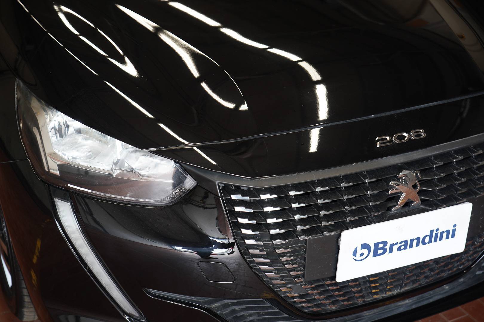 PEUGEOT 208 - Foto 4