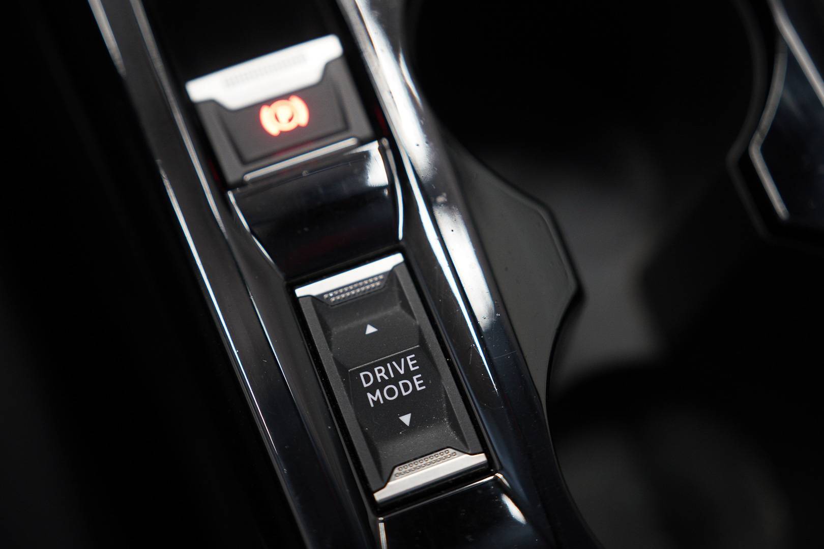 PEUGEOT 208 - Foto 19