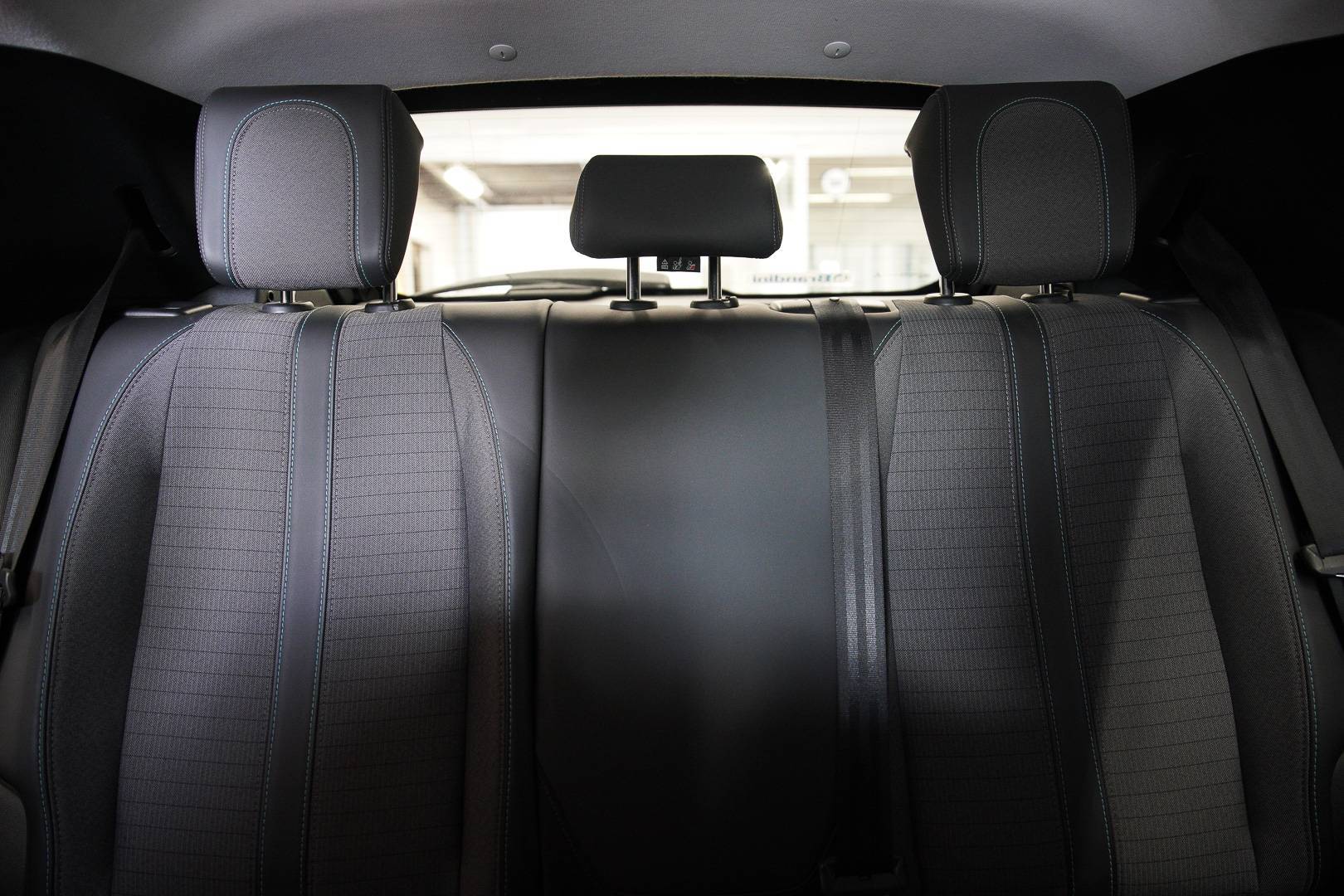 PEUGEOT 208 - Foto 23