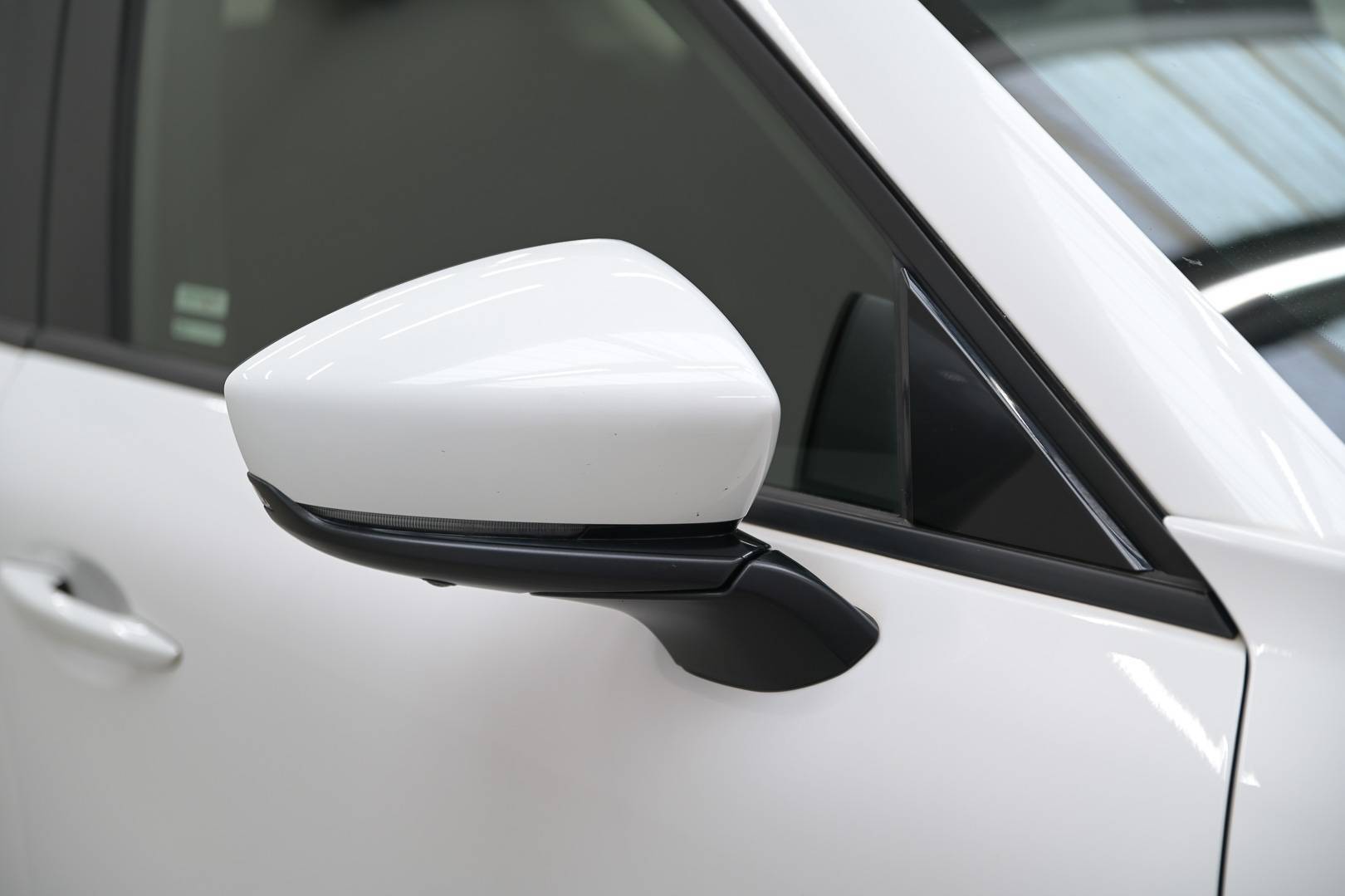 MAZDA CX-60 - Foto 12