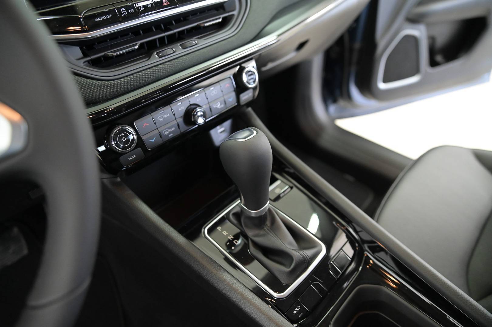 JEEP Compass - Foto 13