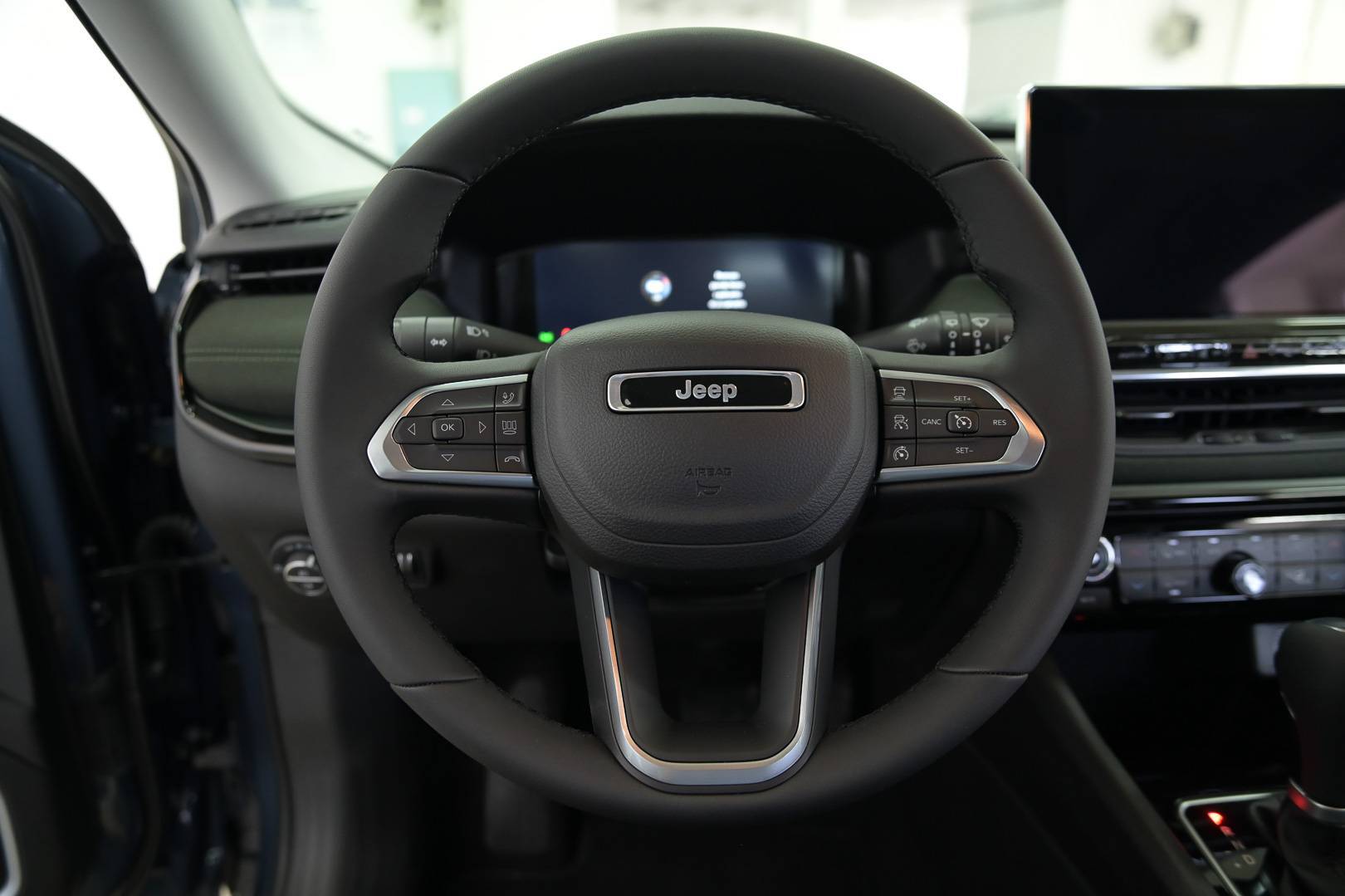 JEEP Compass - Foto 16