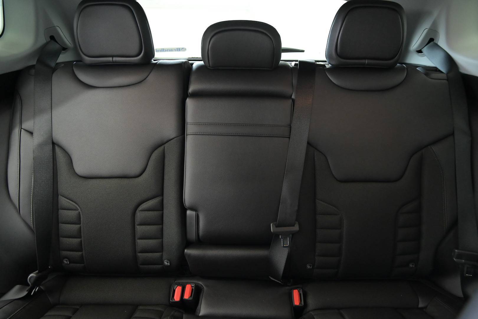 JEEP Compass - Foto 26