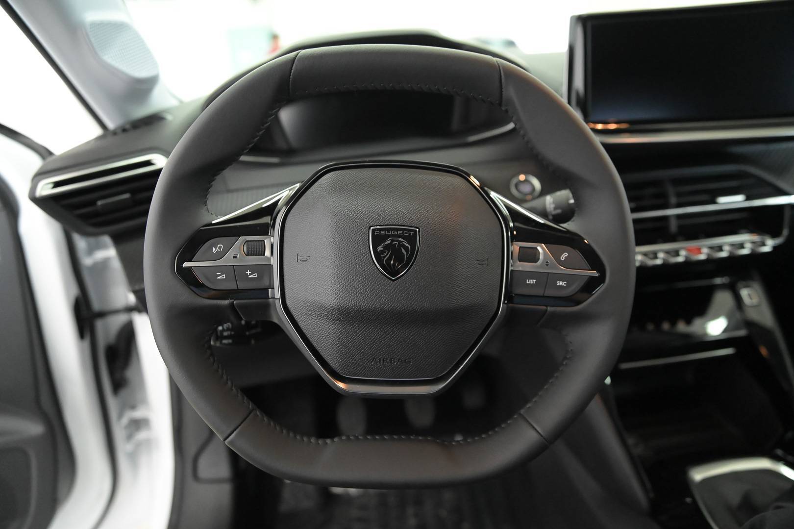 PEUGEOT 208 - Foto 14