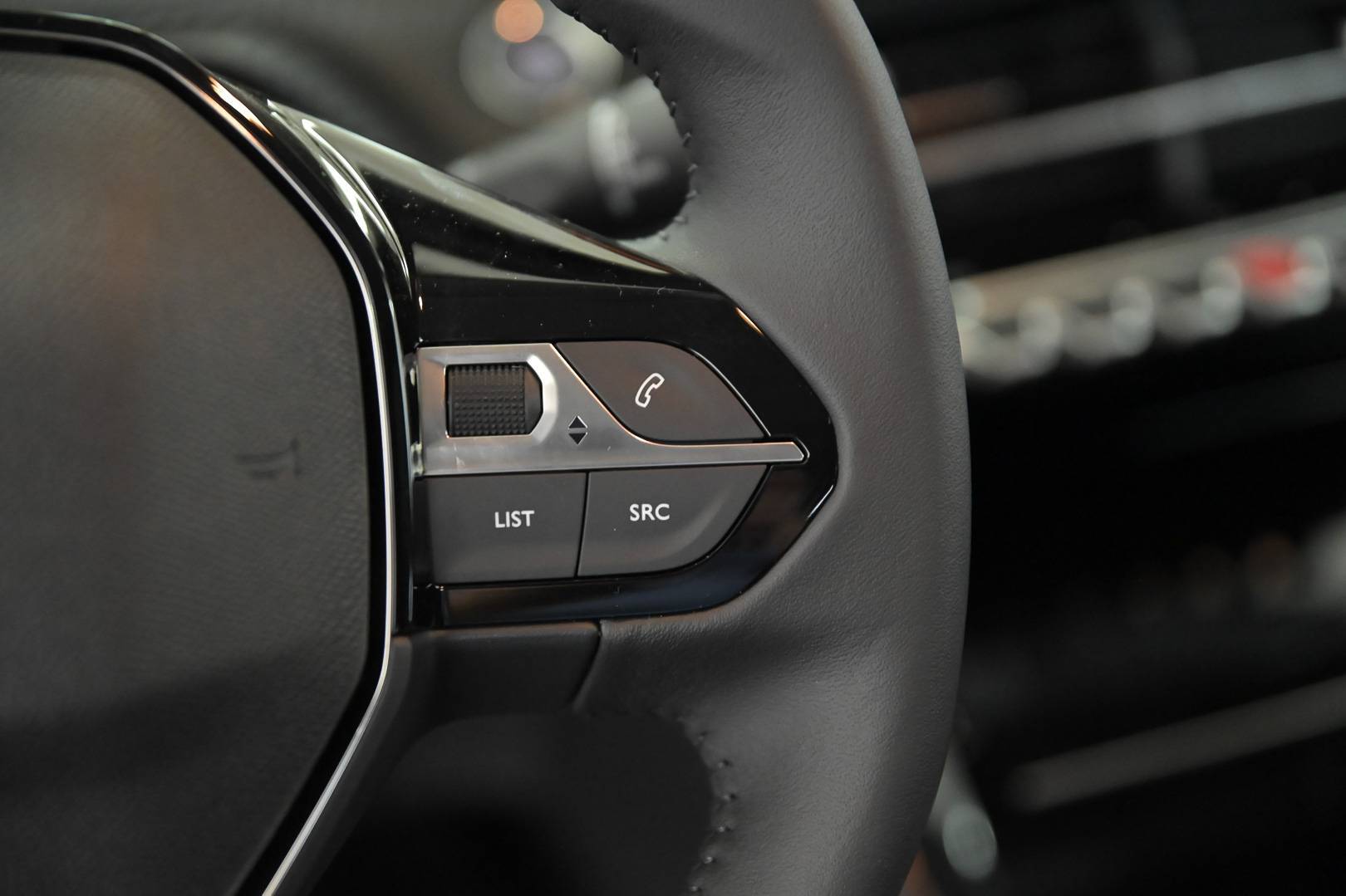 PEUGEOT 208 - Foto 16
