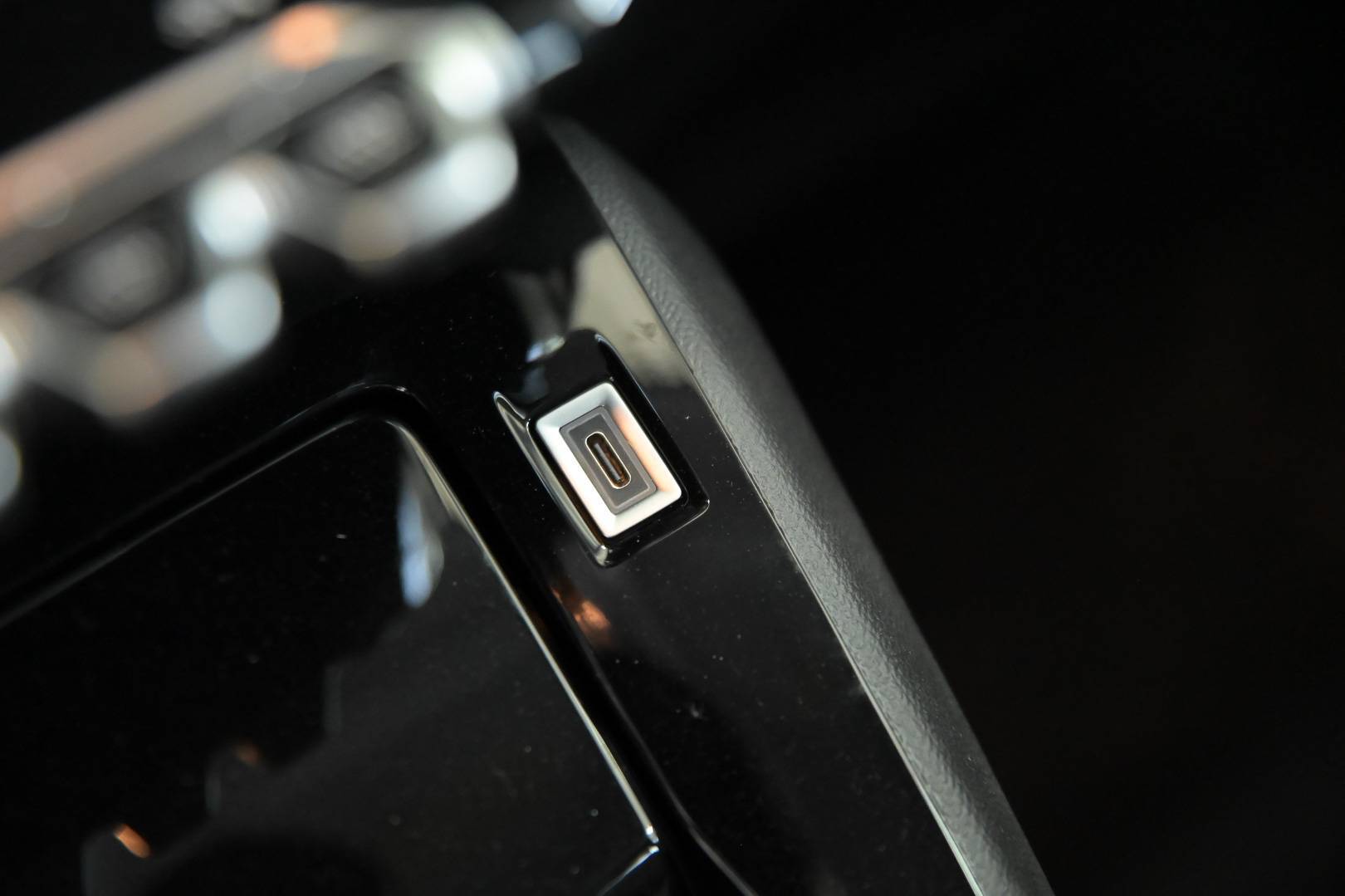PEUGEOT 208 - Foto 20