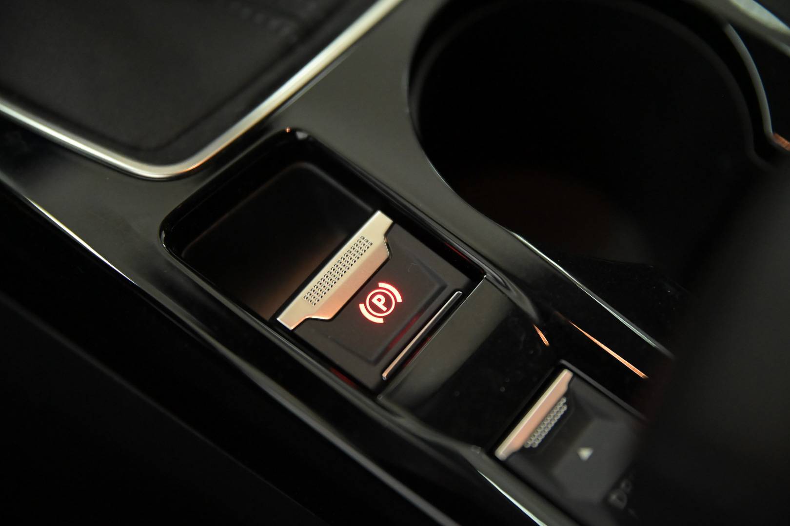 PEUGEOT 208 - Foto 21