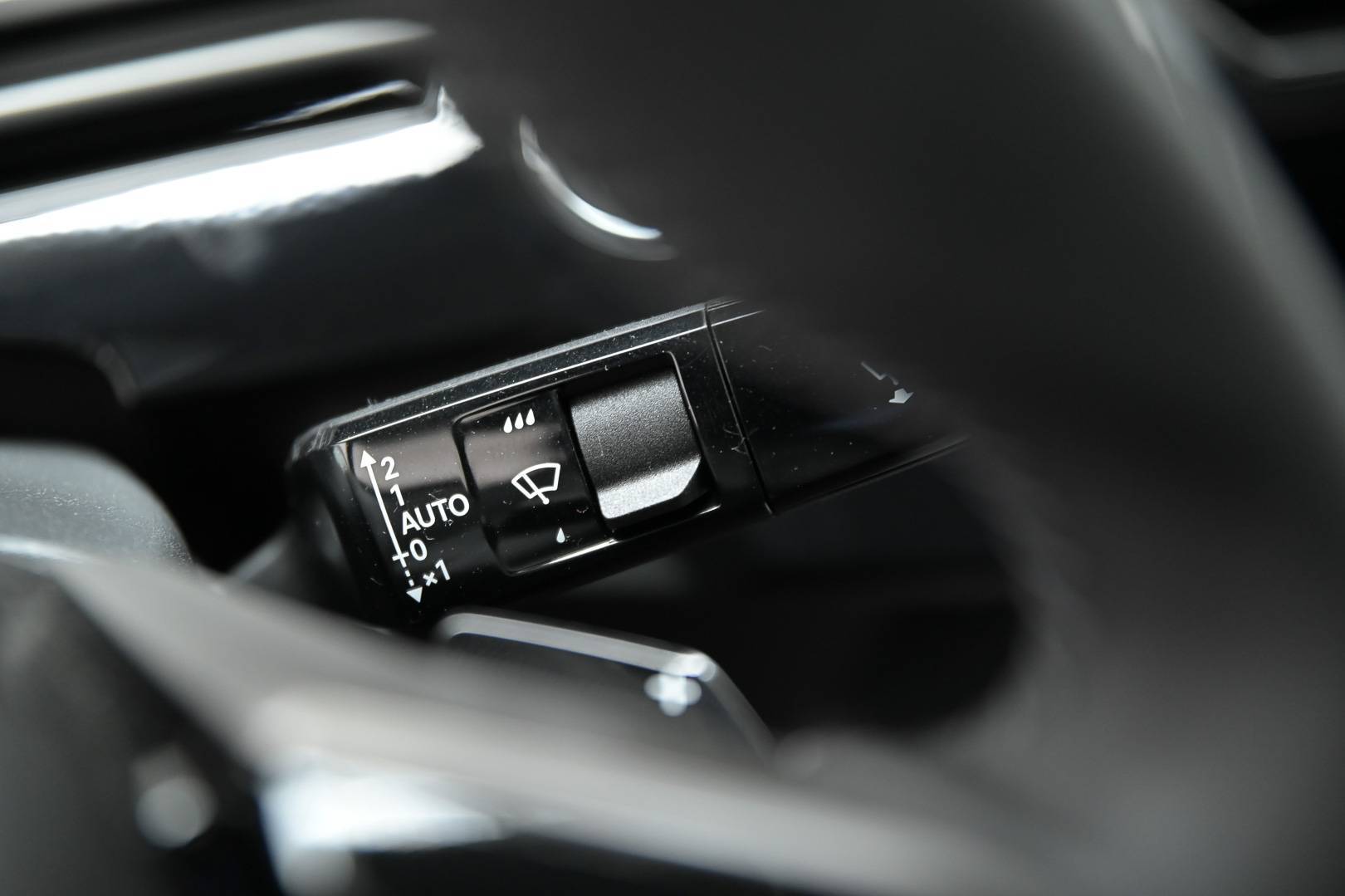 PEUGEOT 3008 - Foto 15