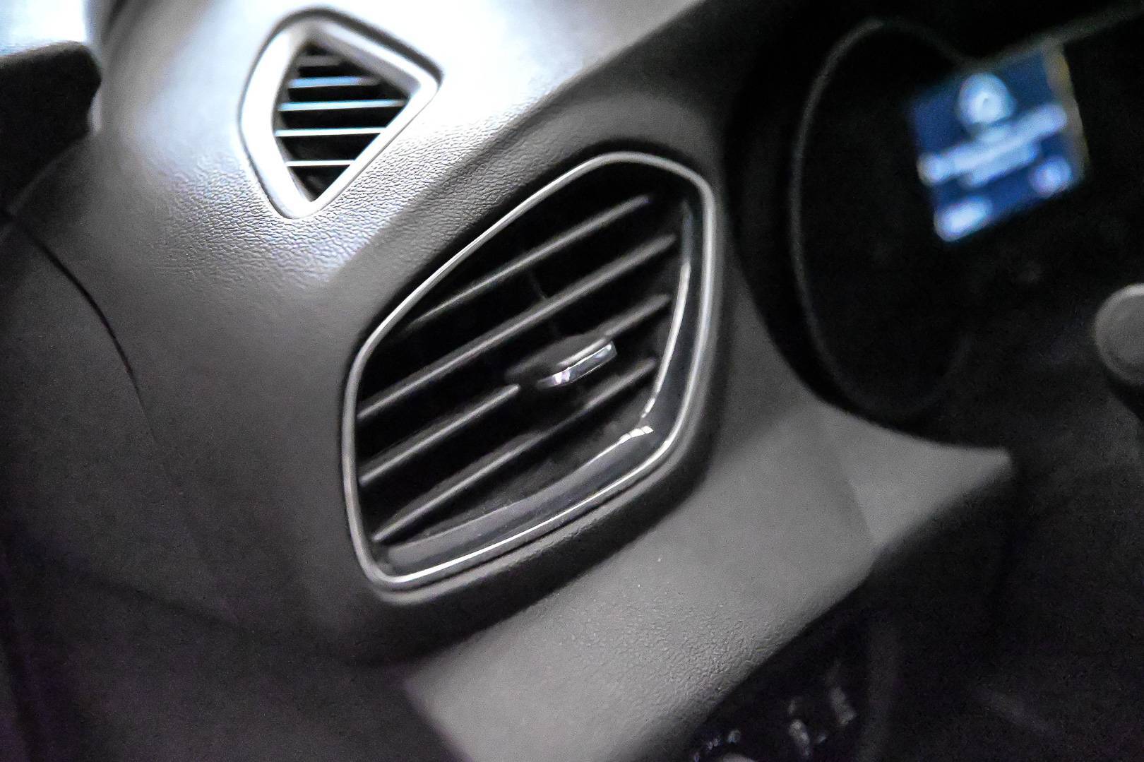 OPEL Grandland X - Foto 12