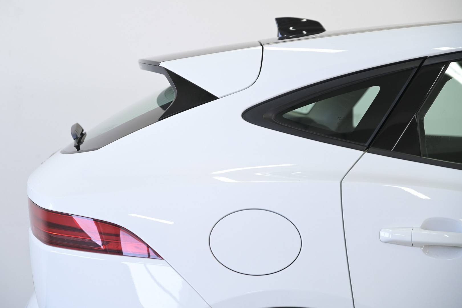 JAGUAR E-Pace - Foto 6