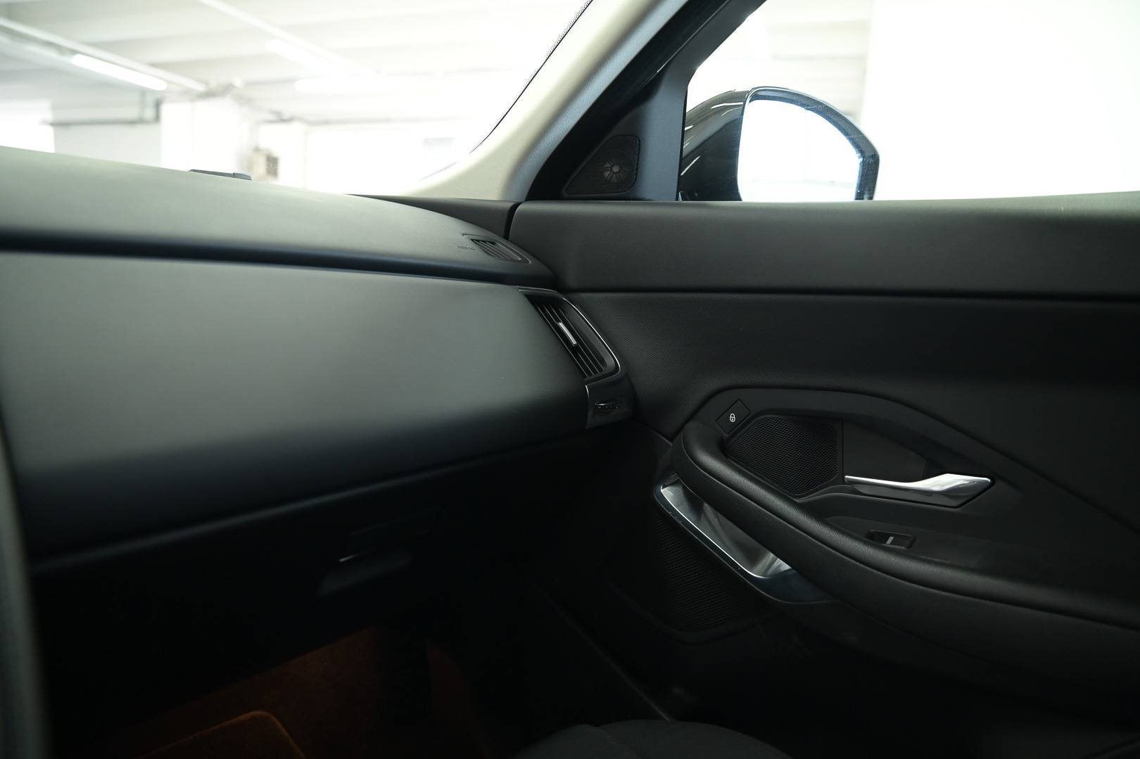 JAGUAR E-Pace - Foto 13