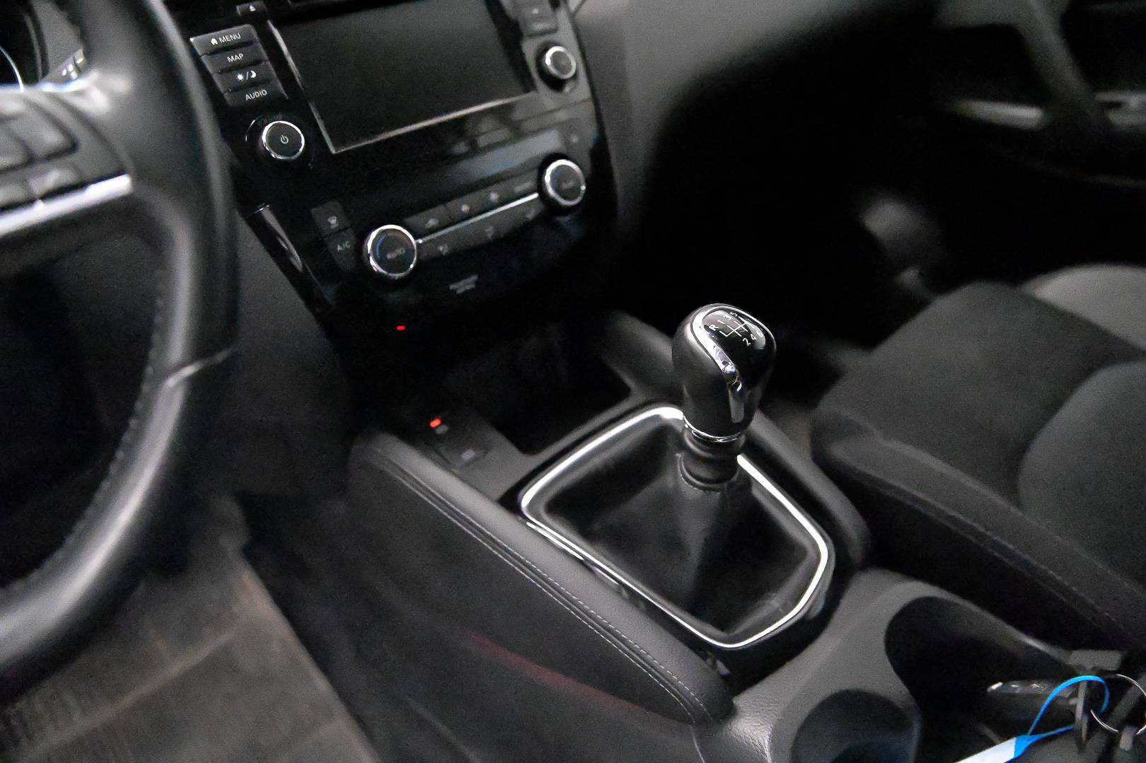 NISSAN Qashqai - Foto 13