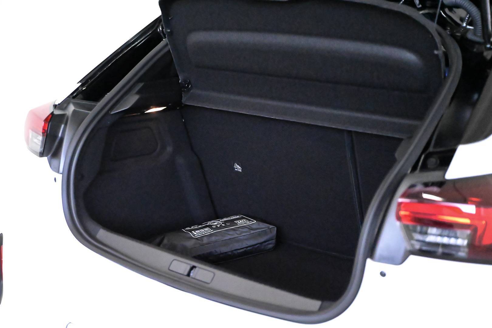 OPEL Corsa - Foto 5
