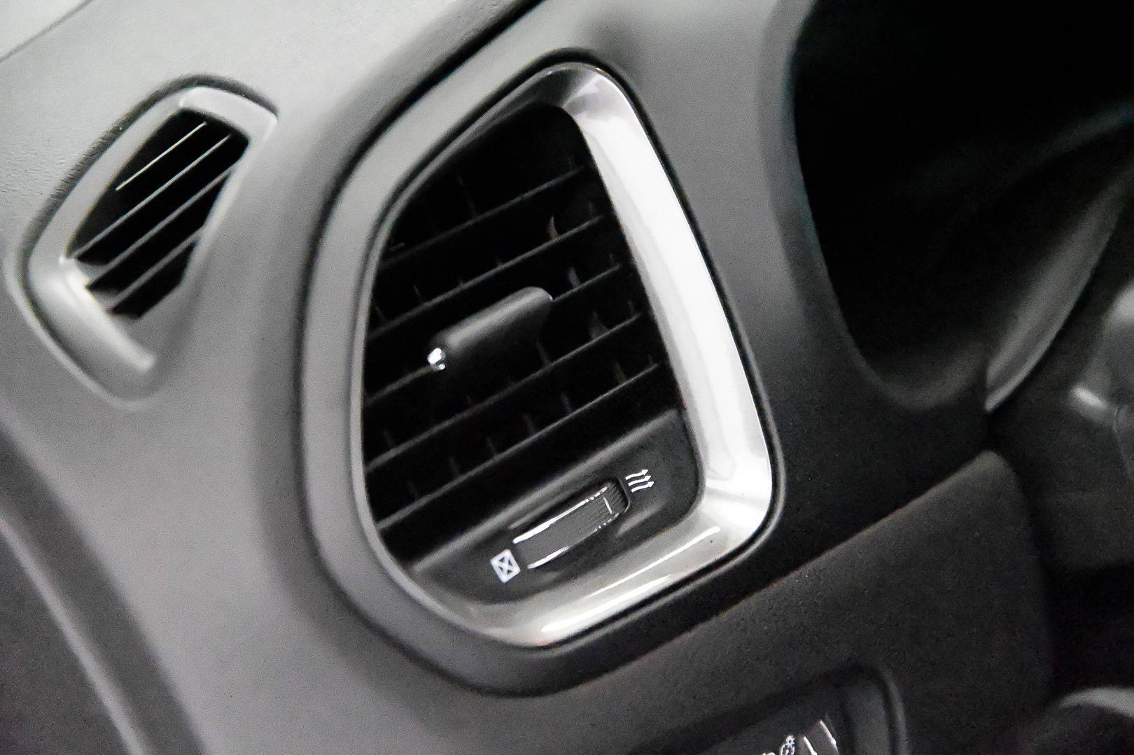 JEEP Renegade - Foto 11