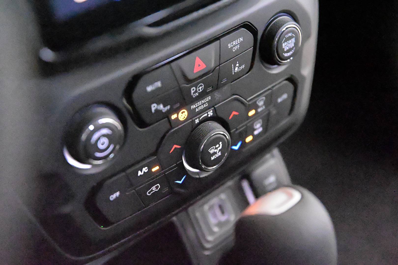 JEEP Renegade - Foto 22